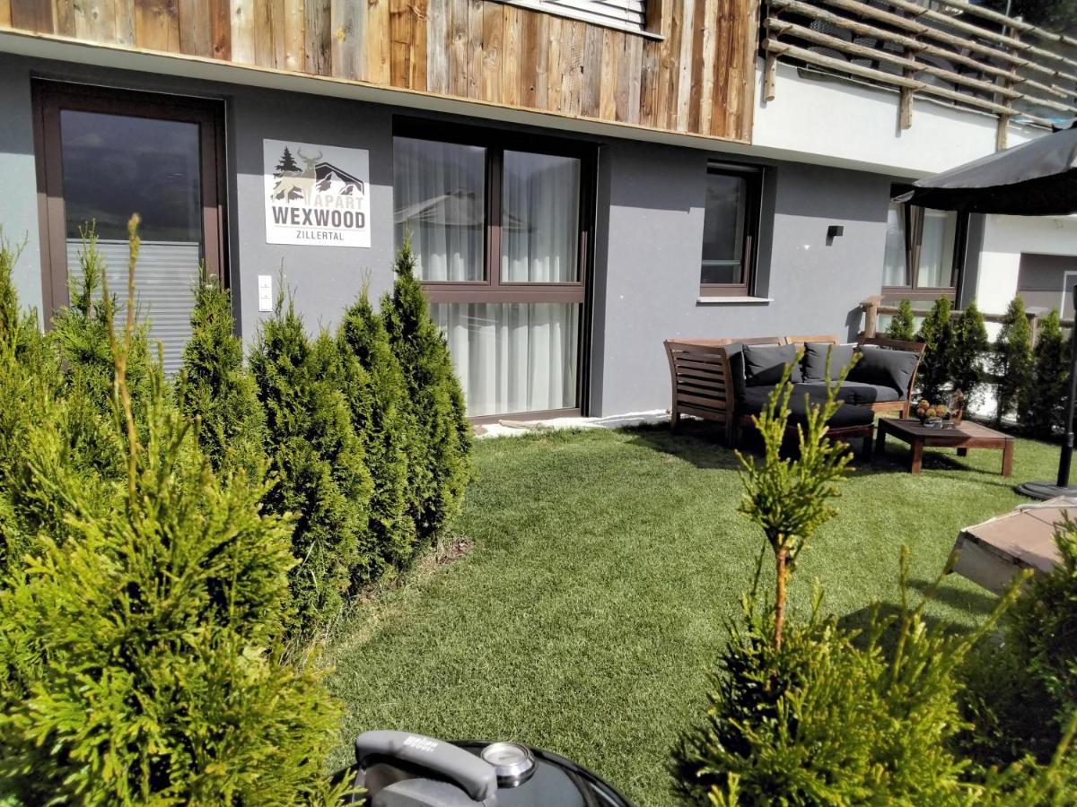 Apart Wexwood Hart im Zillertal Exterior photo
