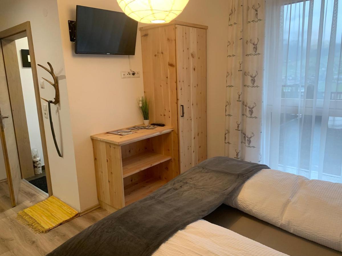 Apart Wexwood Hart im Zillertal Exterior photo